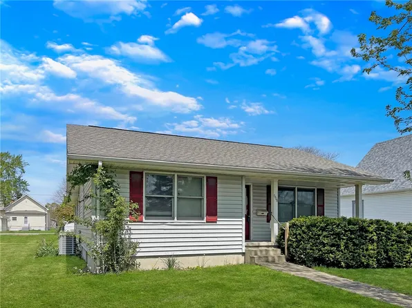 608 Lafayette Ave, Mattoon, IL 61938