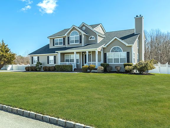 2nd image of 51 Deer Ln