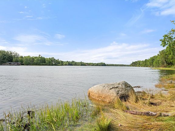 4th image of 1187 Shore Road