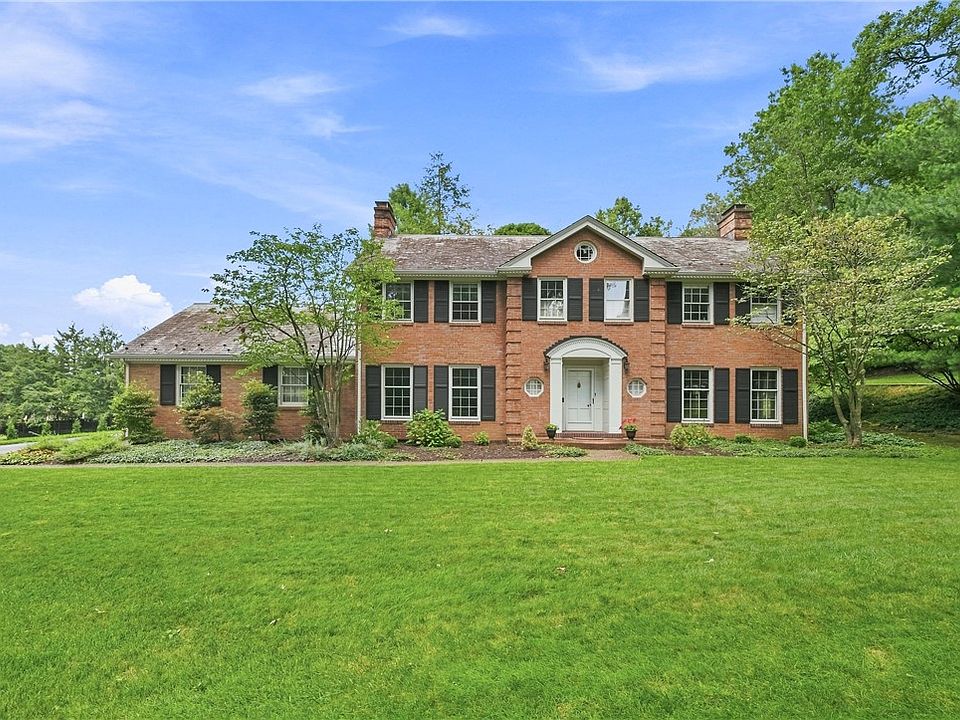 1st image of 641 Pine Rd