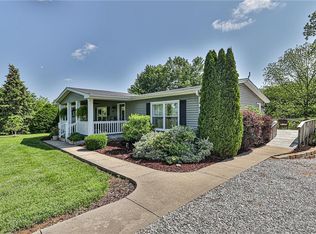 20918 Gliddens Rd, Waverly, MO 64096