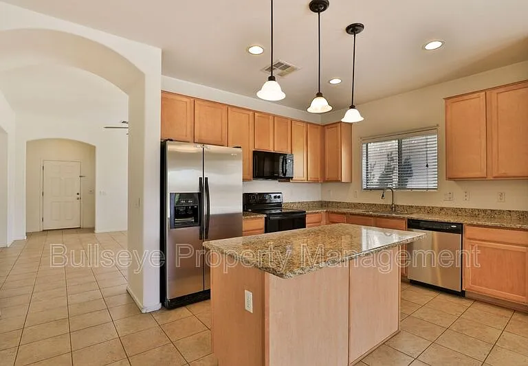 11547 E Sylvan Ave — Photo 6