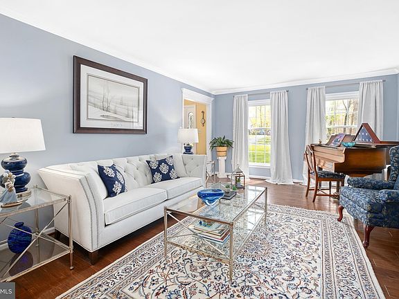 5th image of 8503 Matthew Maury Ct