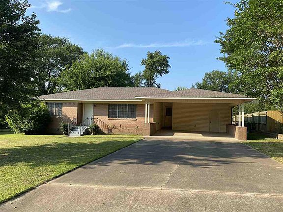 2nd image of 904 Baylor Dr