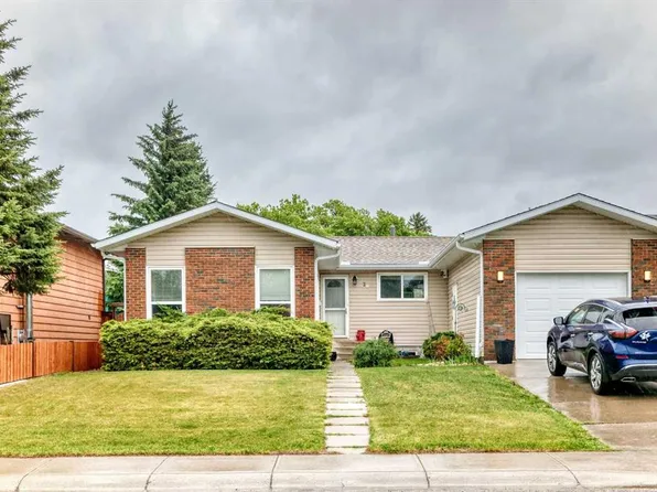 20 W Deermont Way SE, Calgary, AB T2J 5P3
