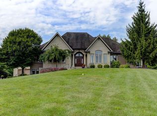 2435 Pekin Rd, Springboro, OH 45066