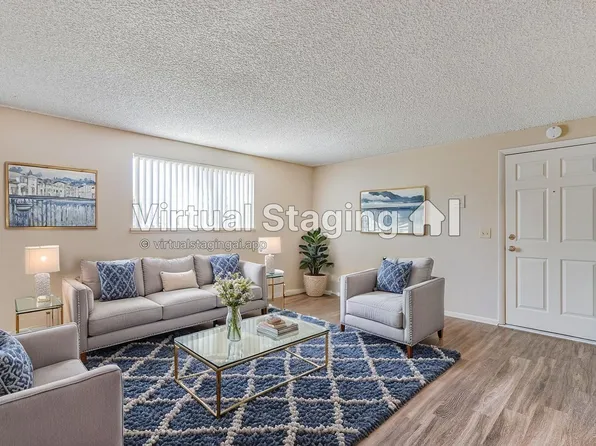 Woodridge Apartments