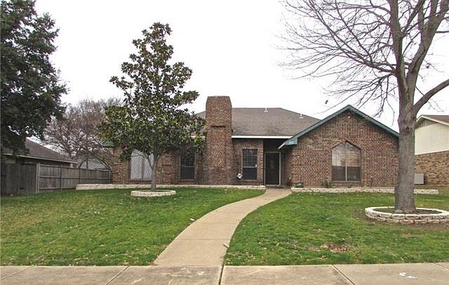1st image of 1911 S Hillcroft Dr
