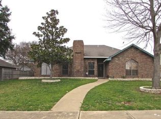 1911 S Hillcroft Dr, Duncanville, TX 75137