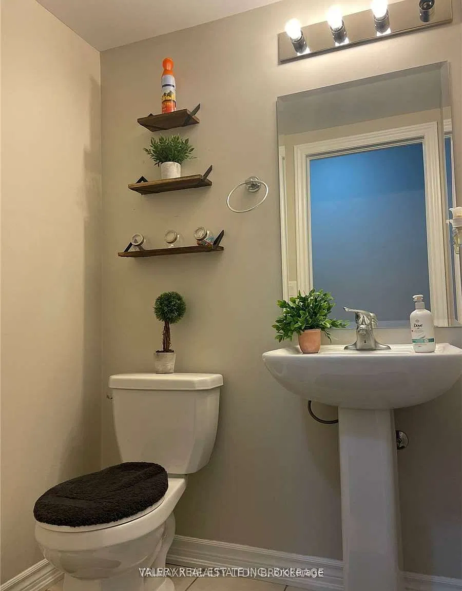 2 bed, $2,100 — Photo 4