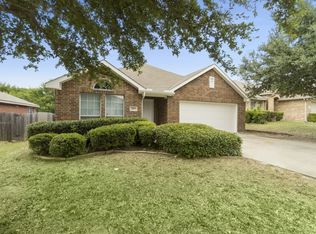 2855 Bronco Dr, Dallas, TX 75237