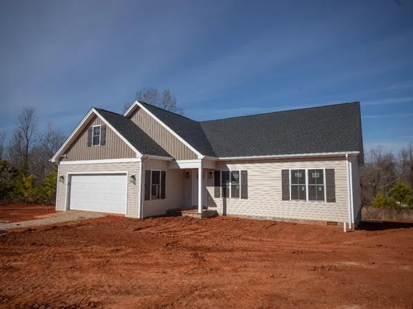 108 Montfair Dr, Amherst, VA 24521