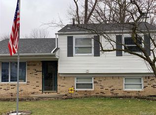 33985 Little Mack Ave, Clinton Township, MI 48035