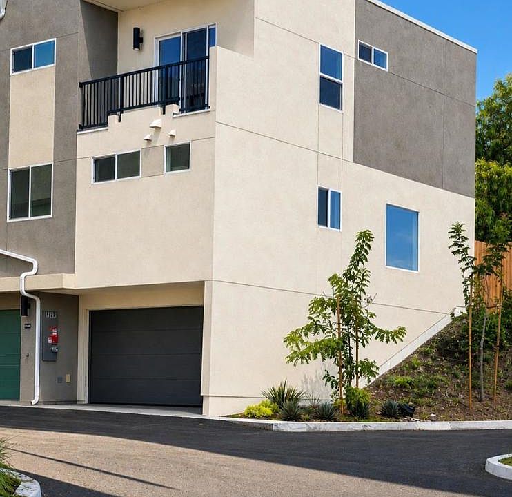 1st image of 4986 Ocean View Blvd