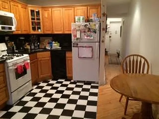 Rented by Francine Realty | media 32