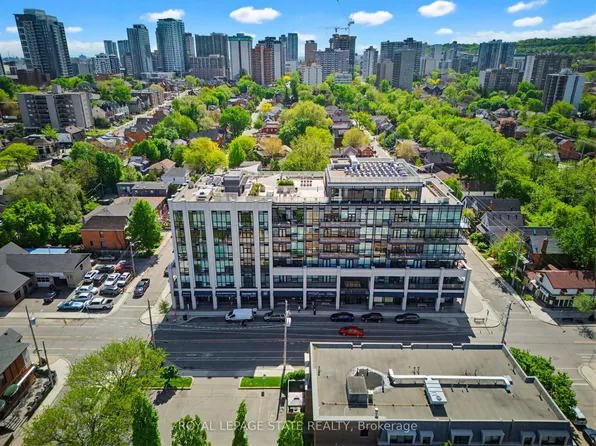 101 Locke St S #511, Hamilton, ON L8P 4A6