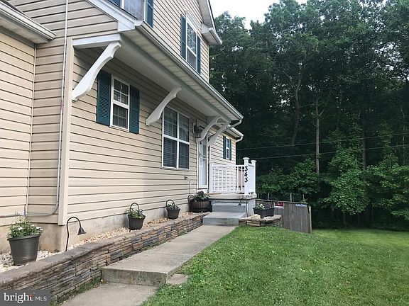 5th image of 343 Woodland Green Ct