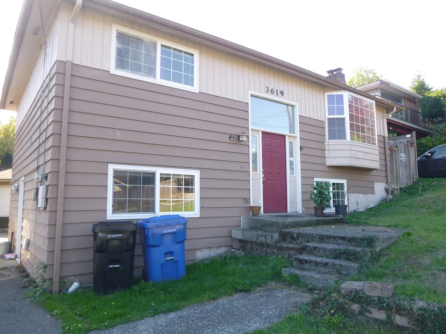 4 bed, 1800 sqft, $2,950 — Photo 2