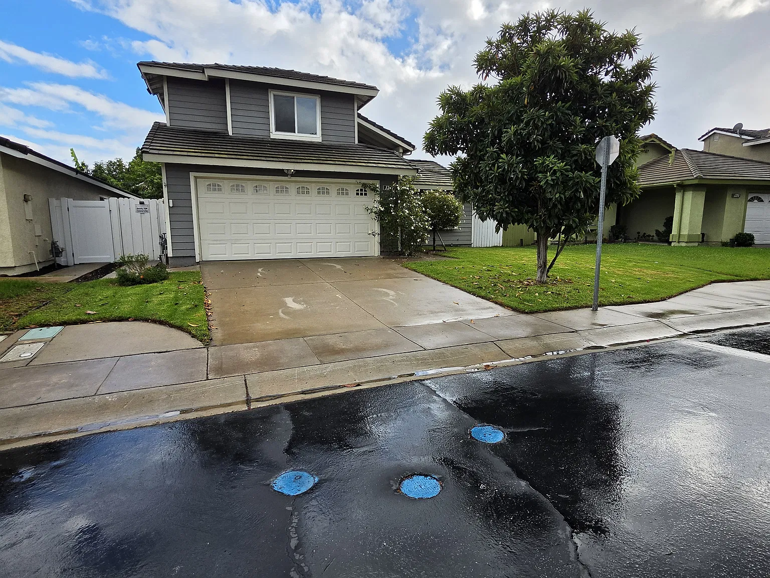 3 bed, 1367 sqft, $3,200 — Photo 2
