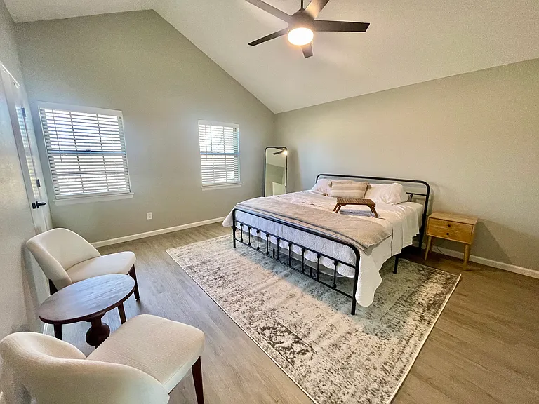 340 NE Highland Ln #340 — Photo 10