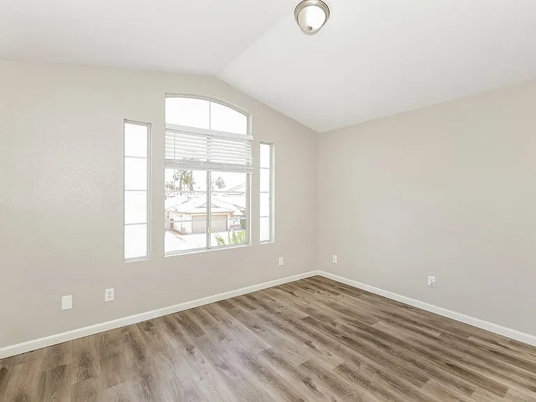 6939 Wineberry Dr — Photo 12