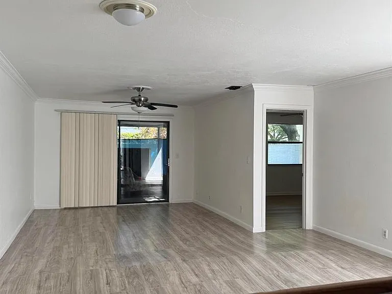 5201 SW 31st Ave #183 — Photo 4