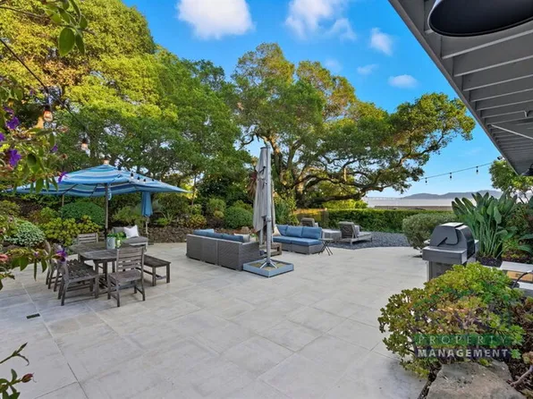 70 Dunfries Ter, San Rafael, CA 94901