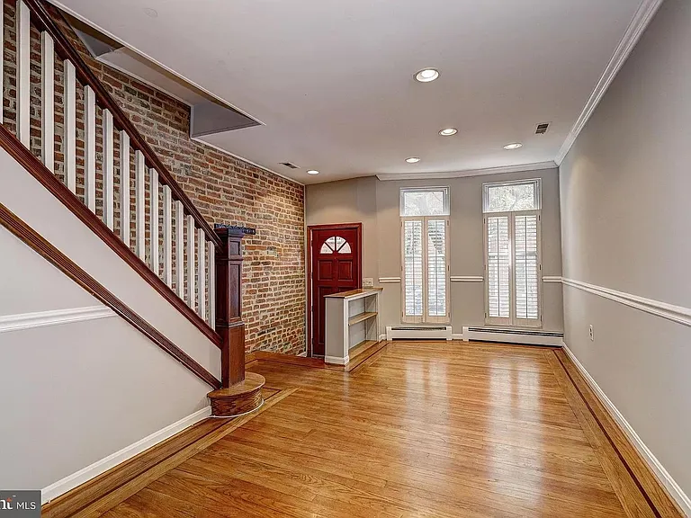 1432 Riverside Ave — Photo 3