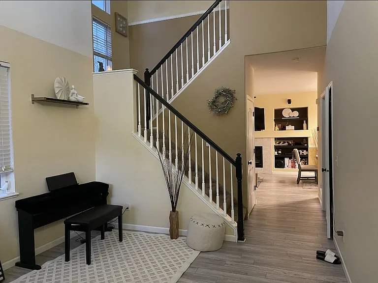 3045 Cascade Falls Point — Photo 2