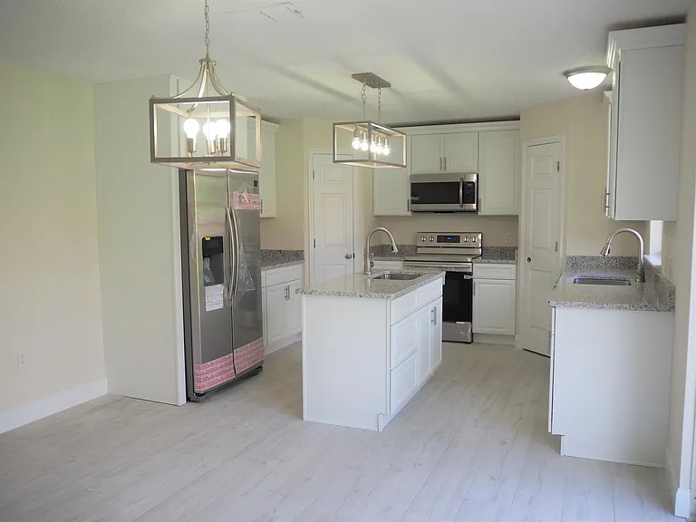 Brand new kitchen!