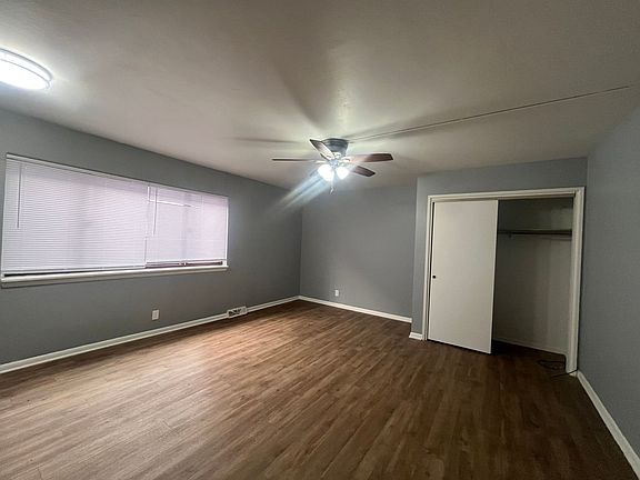 2nd image of 1517 E Royall Pl #2
