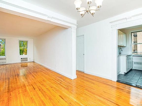 3rd image of 6535 Broadway APT 4E
