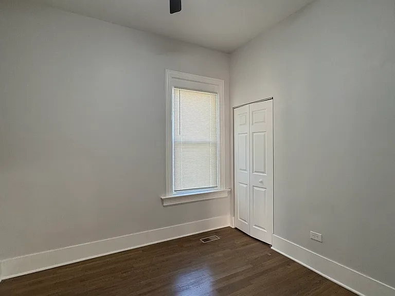 11578 S Perry Ave — Photo 5