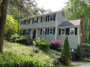 116 Chestnut St, Pepperell, MA 01463