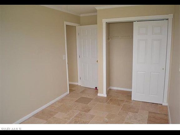 5th image of 1013 NE 15th Pl