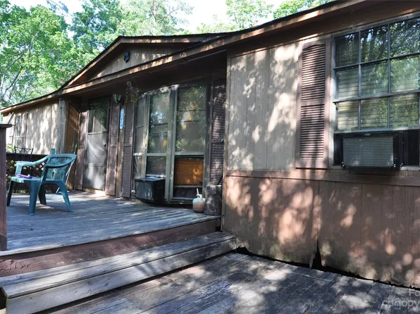 155 Hinton St, Chester, SC 29706