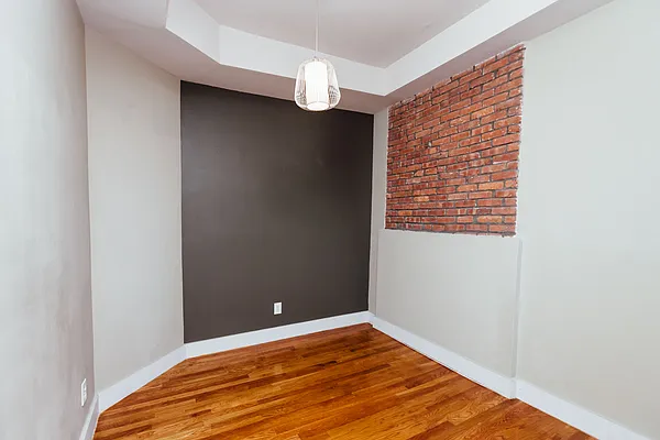 Rented by Nooklyn NYC LLC | media 9