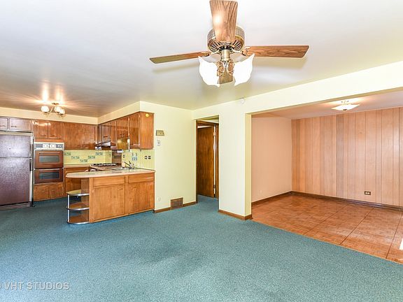 5th image of 10424 S Avenue E