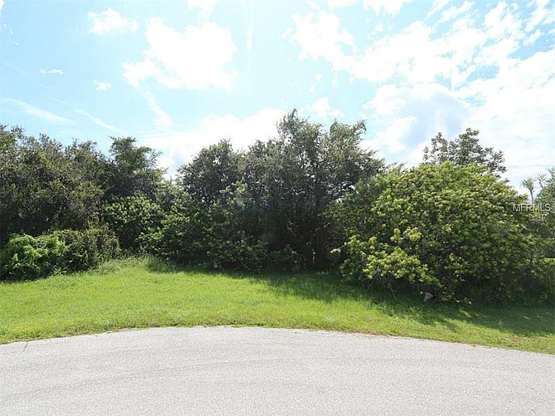 2nd image of 286 Goya Ct
