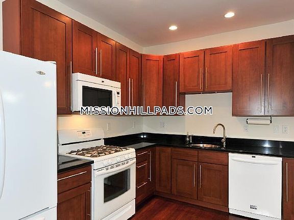 5th image of 6 Oswald St #2OS