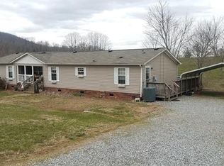 3935 Zero Mull Rd, Morganton, NC 28655