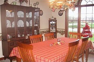 1st image of 2719 Meadowpoint Dr