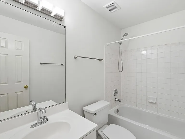 2904 4th St N — Photo 25