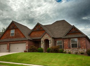 3401 Waterview Ter NE, Bentonville, AR 72712