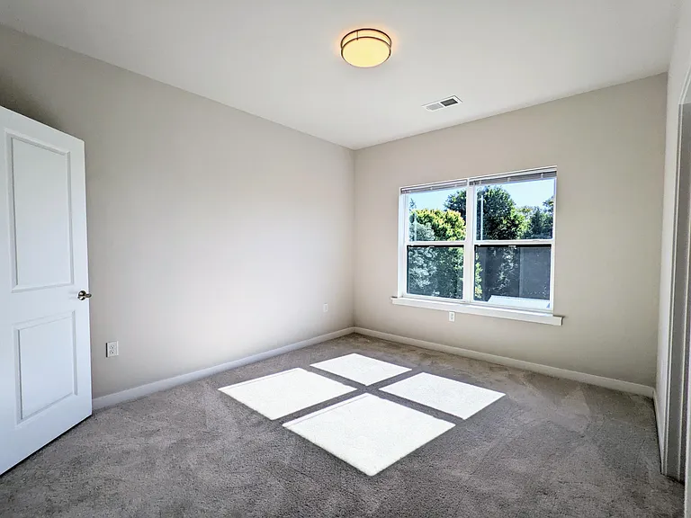 Riverview Terrace — Photo 11