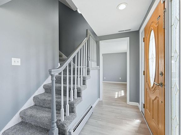 3rd image of 6116 Beaumont Dr