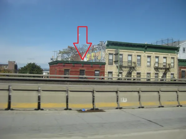 4424 Third Avenue image 21 of 33