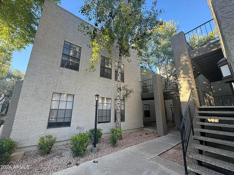 8020 E Thomas Rd #226 — Photo 4