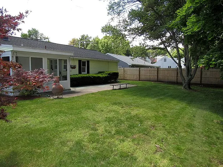 1247 Trapelo Rd — Photo 12
