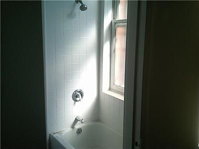 4th image of 19 W 105th St APT 1B